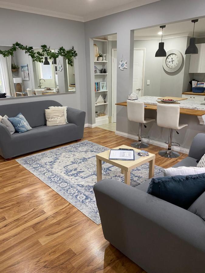 The Hutt On Mandurah Marina Appartement Buitenkant foto