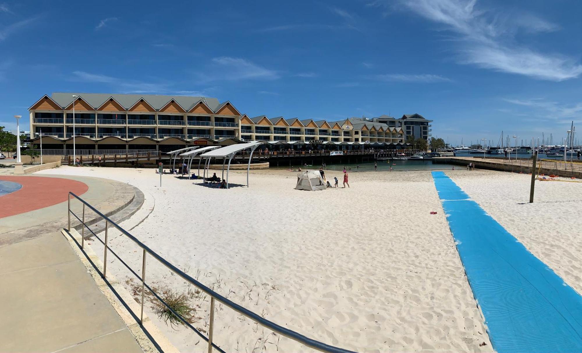 The Hutt On Mandurah Marina Appartement Buitenkant foto